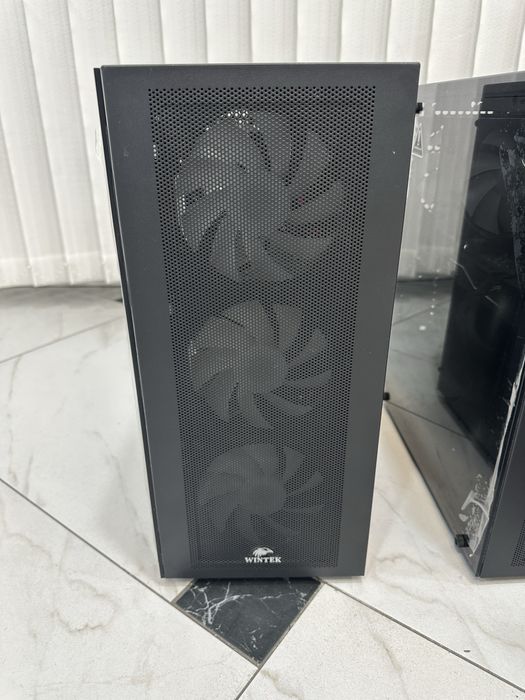 компьютеры: системный блок/монитор/клавиатура/мышка/кронштейн