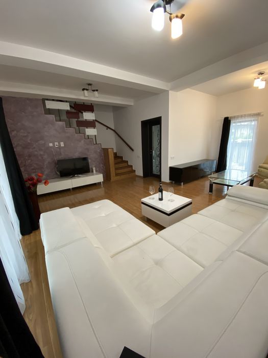 Chirie Vila de lux Cartier Ford