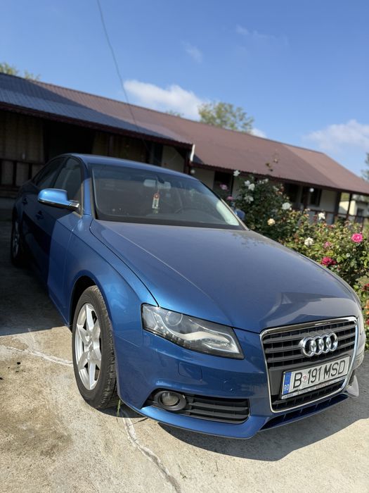 Audi A4 B8 2010 *