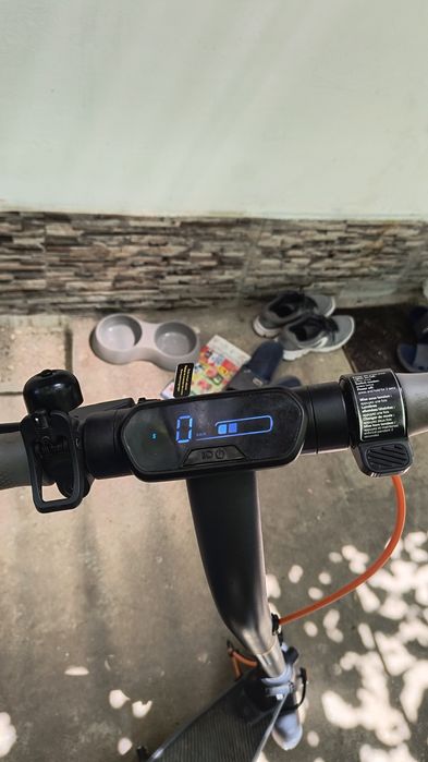Vând ninebot e2 plus în starea perfecta