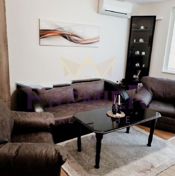 Дава се под наем Двустаен апартамент в Варна, Гръцка махала - 50 кв.м за 750 € - Снимка #1