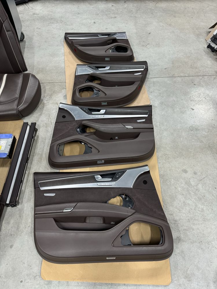 Interior Audi S8 plus televizor masaj venitilatie A8 d4 2010-2018