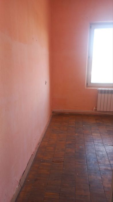 4 Xonali uy sotiladi.