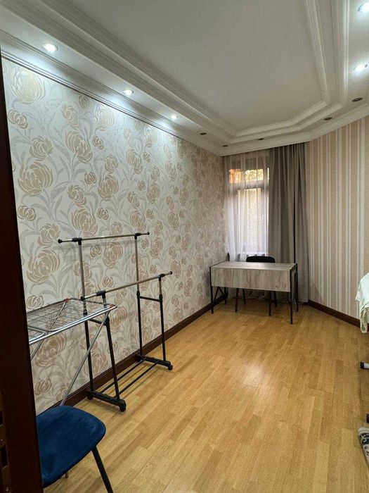 Фидокор ул.(быв.Чехова) над кафе "Бон" Габус м-в Гаспитальный 118 кв.м