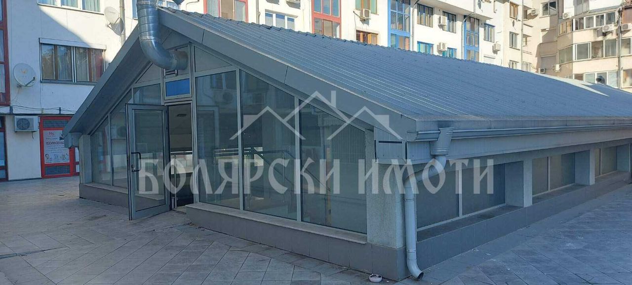 Дава се под наем Офис в Велико Търново, Център - 195 кв.м за 1020 € - Снимка #2