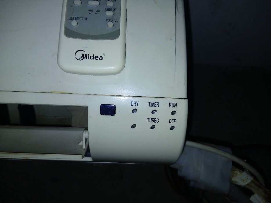 Климатик работещ  мидея  9ка .