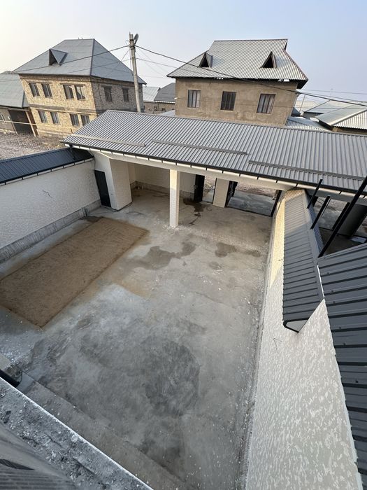 Уй сотилади 8 хона 340 квадрат 2 этажли Олмалик шахар Янги Бустон