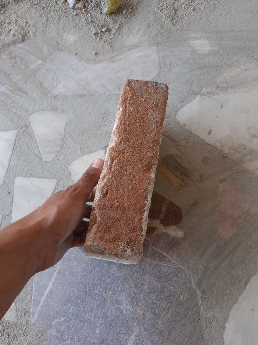 Vând cărămidă normală de zidărie