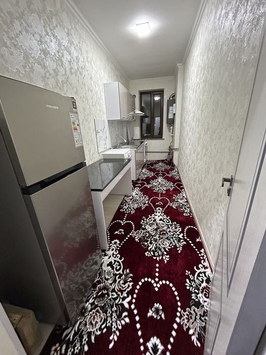 срочно продоётся 1 комнотная квартира на 3 этоже в мирабадском раёне