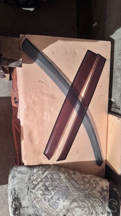 Продам ветровики хюндай акцент хэтбчек