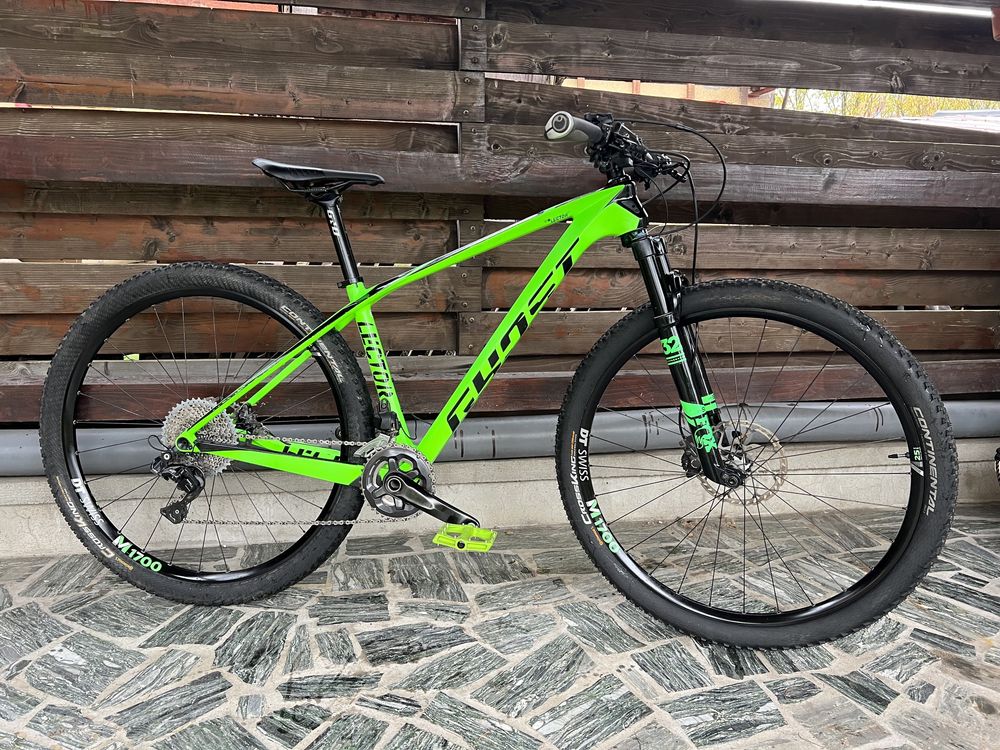 Ghost LECTOR 8.9 LC carbon