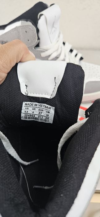 Nike Air Jordan marimea 37