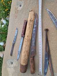 Стари ножовве ковано желязо