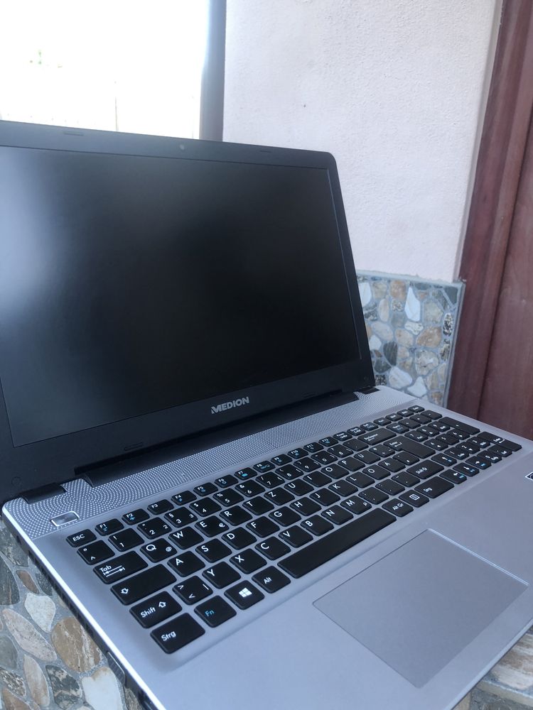 Laptop Medion