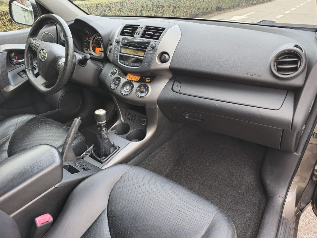 Toyota Rav 4 2012
