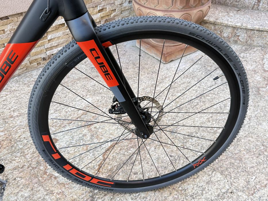 Cube Cross Race гравел размер 61 скоростна система Shimano 105 2x11