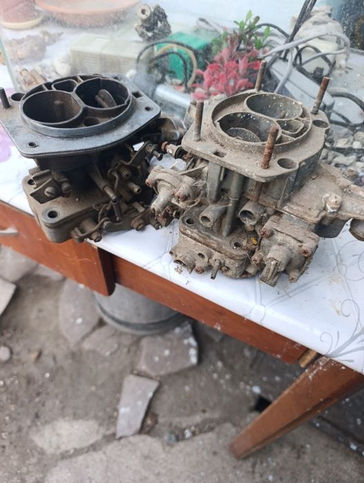 Запчасти бу на ниву карбюраторы 2 штики