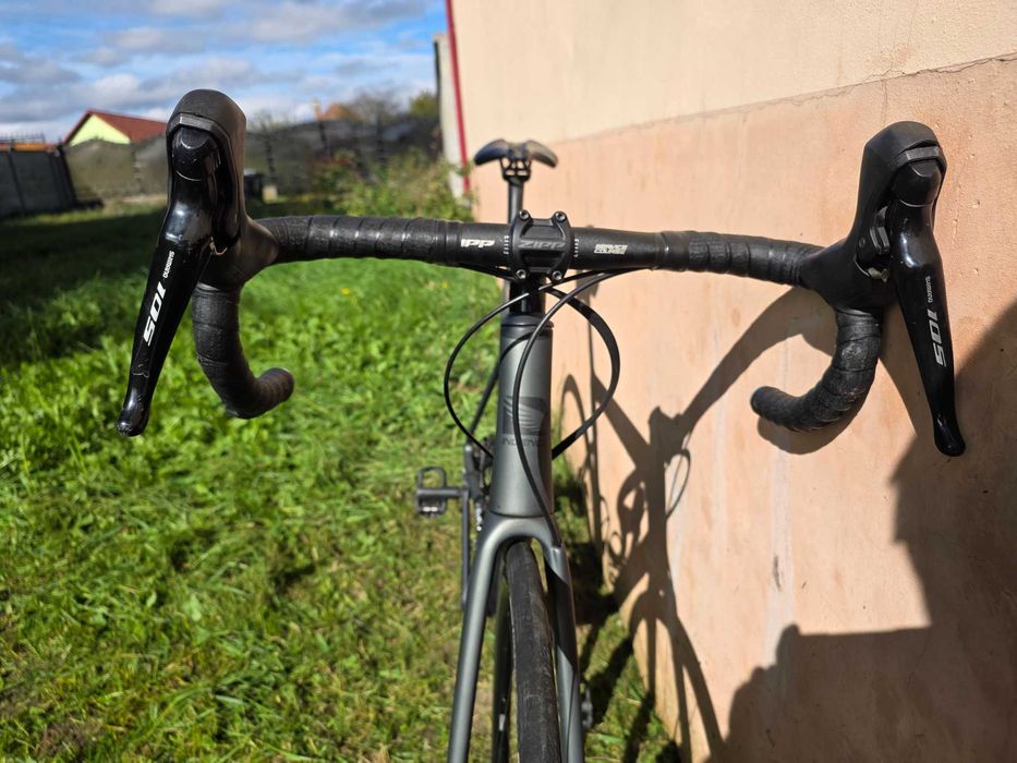 Bicicletă de șosea Invence R-nano one
