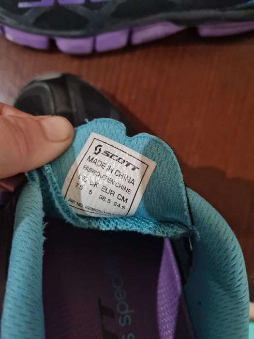 Adidas sport Scott 38.5