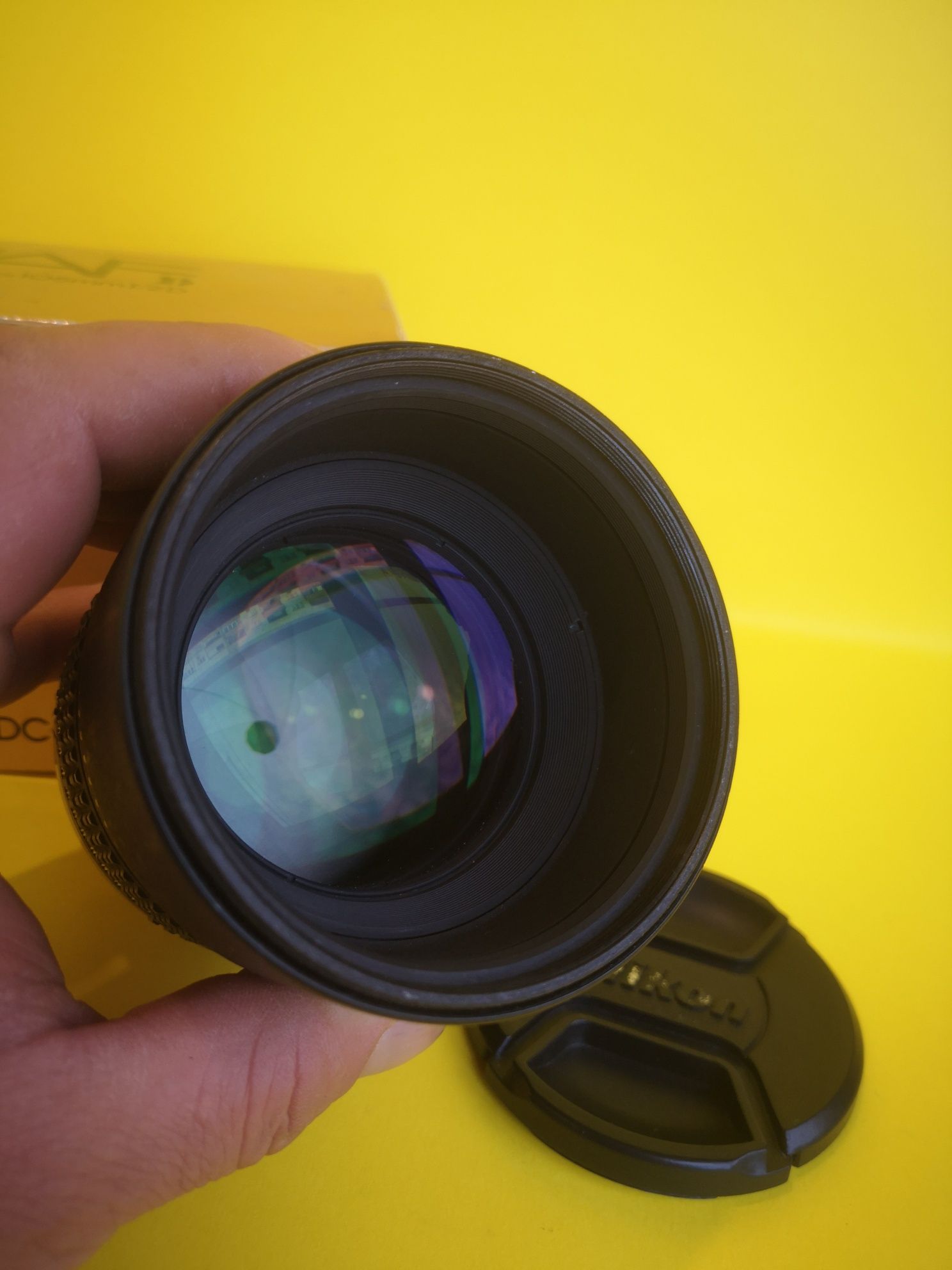 Nikon AF DC-NIKKOR 105 mm f/2