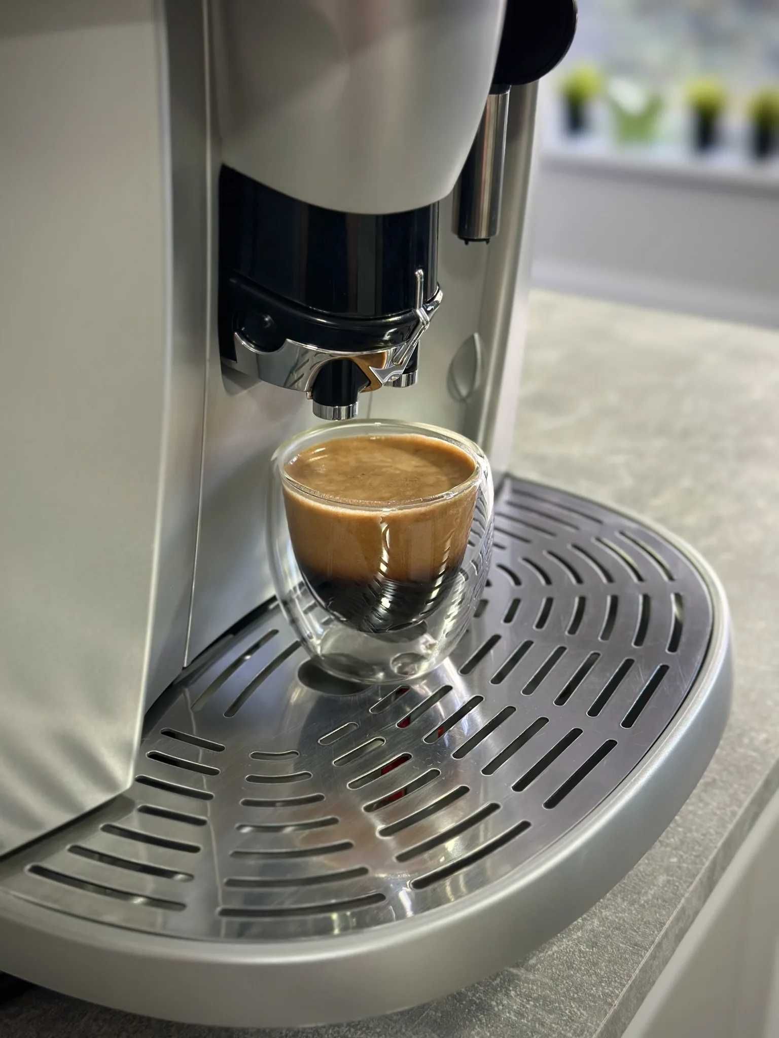 Кафемашина DeLonghi Magnifica Pronto Cappuccino