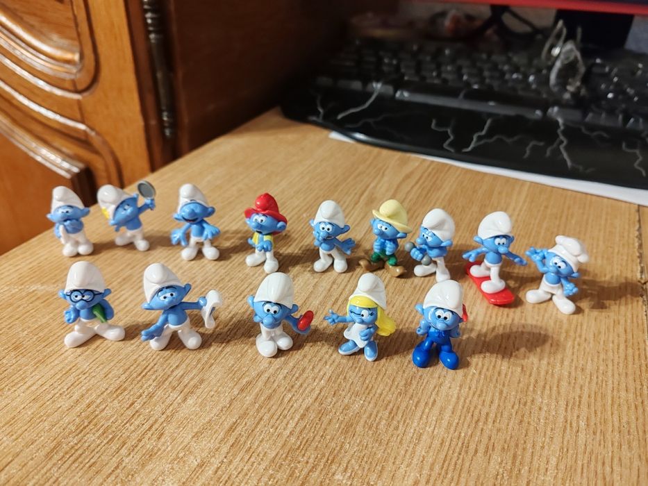 Strumfii Kaufland,strumfi,strumf,colectie figurine figurina