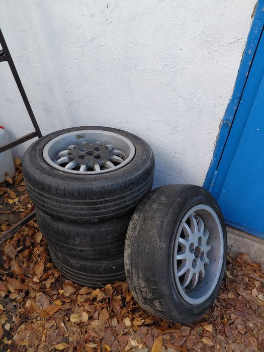 Продам бу титановые диски на 15 четырехболтовый