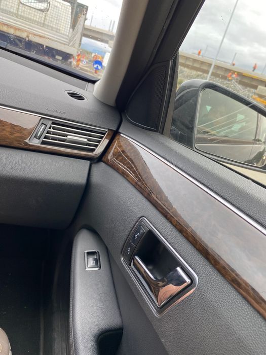 Vând Mercedes-Benz 2011  E200 CDI Cutie automata, 281.000 km