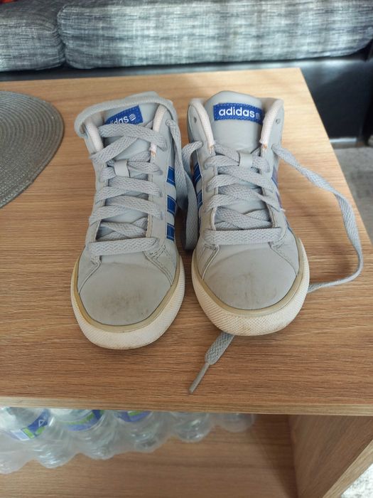 Маратонки Адидас