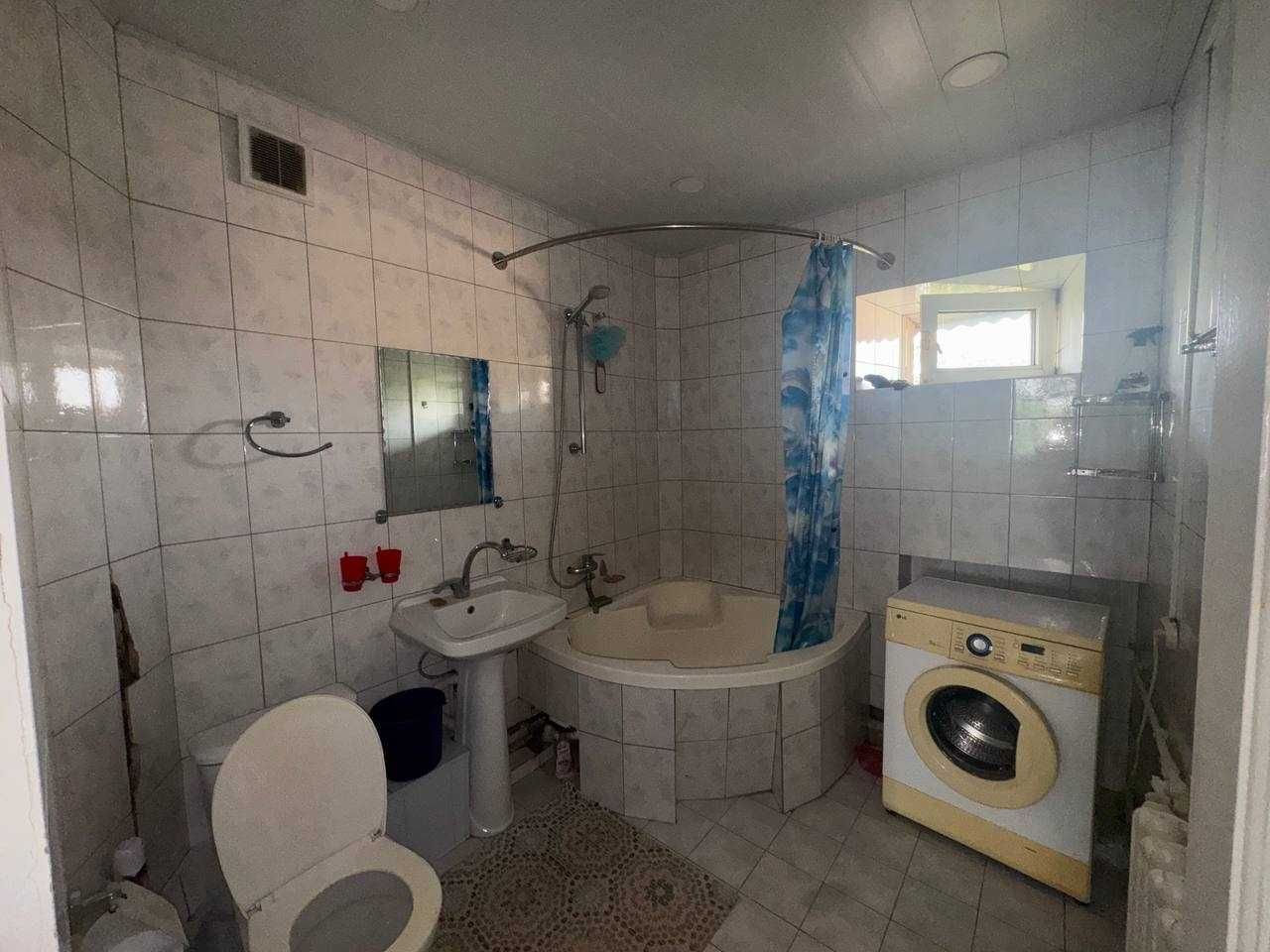 Срочно продаю 77 серия в центре Хамза, сзади Новза мечеть 4-ком (157)