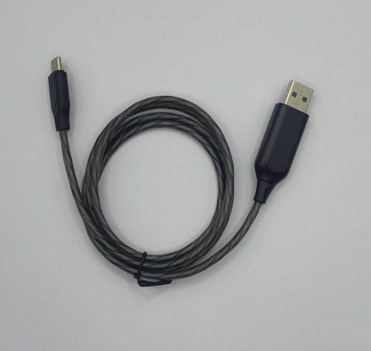 Cablu incarcare si transfer date cu iluminare smart