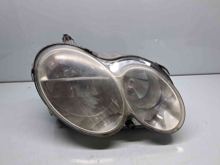 Far dreapta Mercedes Clasa CLK (C209) [Fabr 2002-2009] OEM