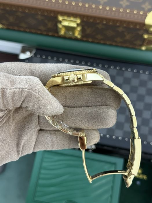 Rolex Submariner Gold 41mm