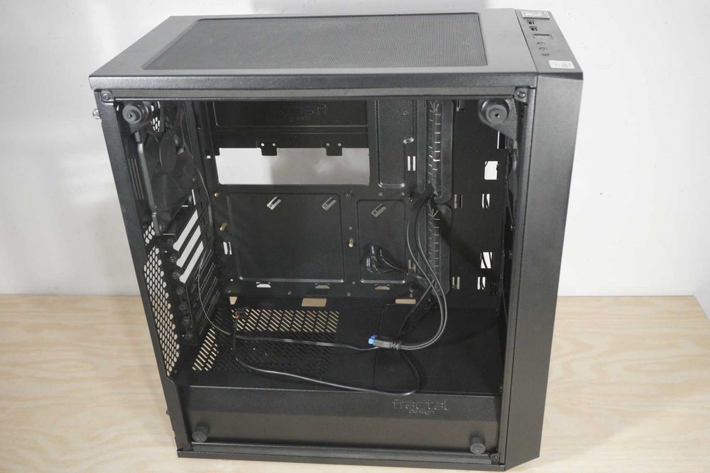 Компютърна кутия Fractal Design Meshify / Вкл ДДС