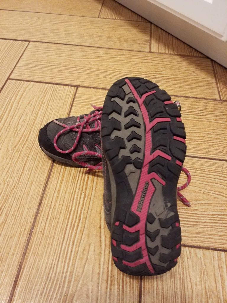 Ghete Karrimor piele naturala, impermeabile mărime 30,5.