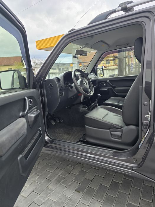 Suzuki jimny 1,3 benzina  an 2013