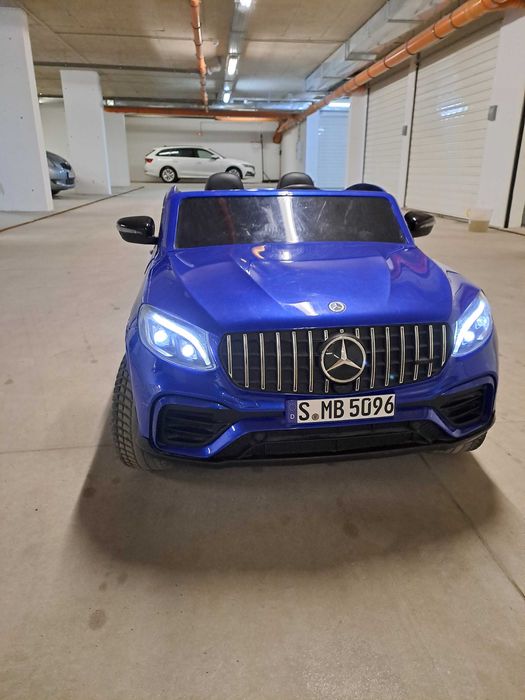 Детска акумулаторна колa Mercedes