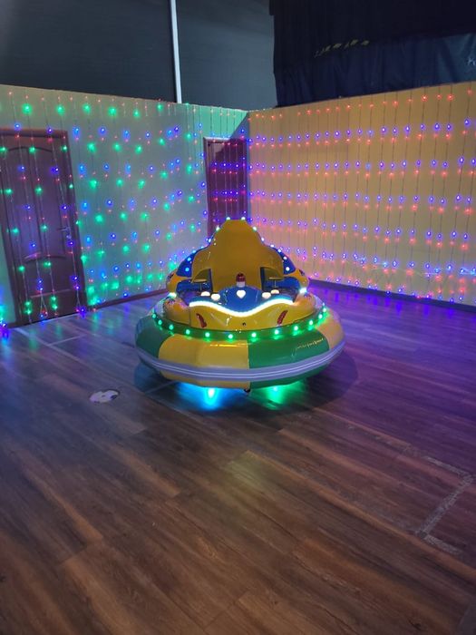 Продам машинки карусели