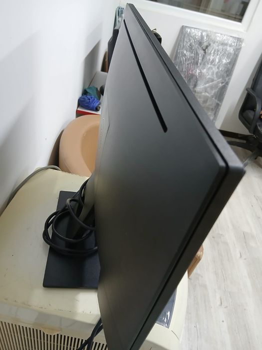 Se vinde in stare perfect monitor Dell 20 inch