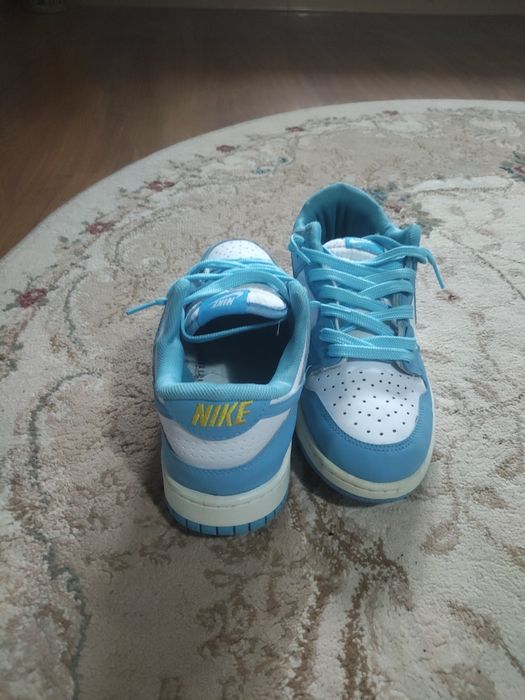 Vând dunk albastre low