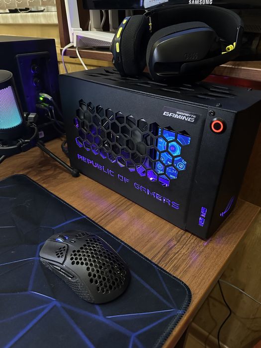 Игровой компьютер в mini itx корпусе Ryzen 7 + RTX 5060