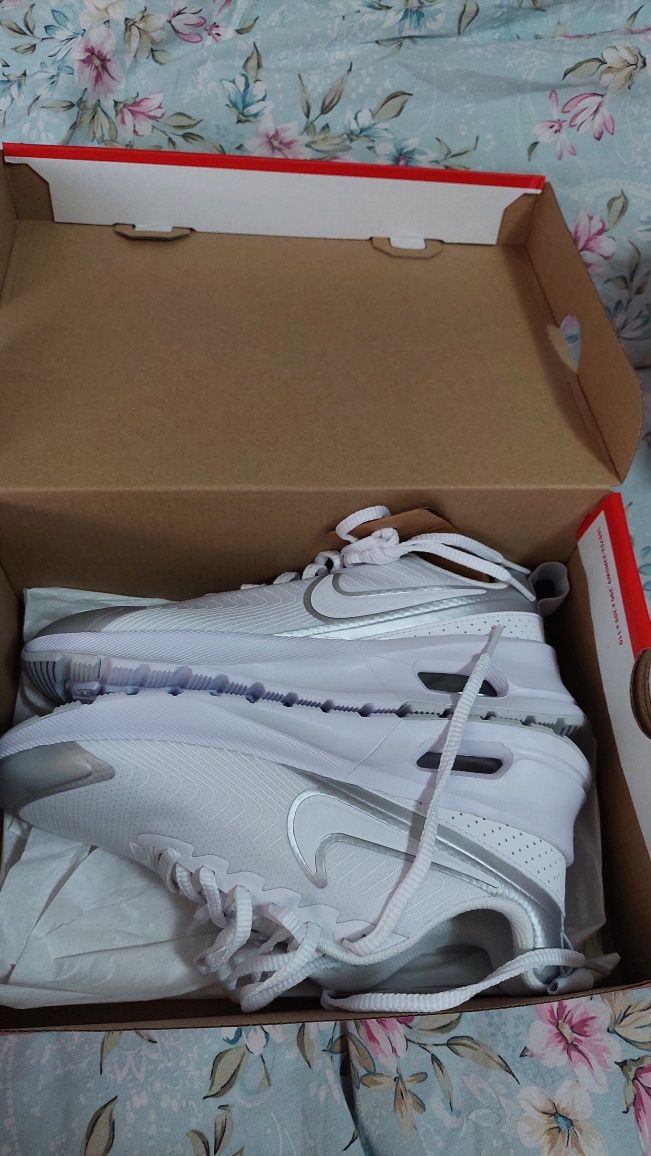 Дамски маратонки Nike Air Max Nuaxis