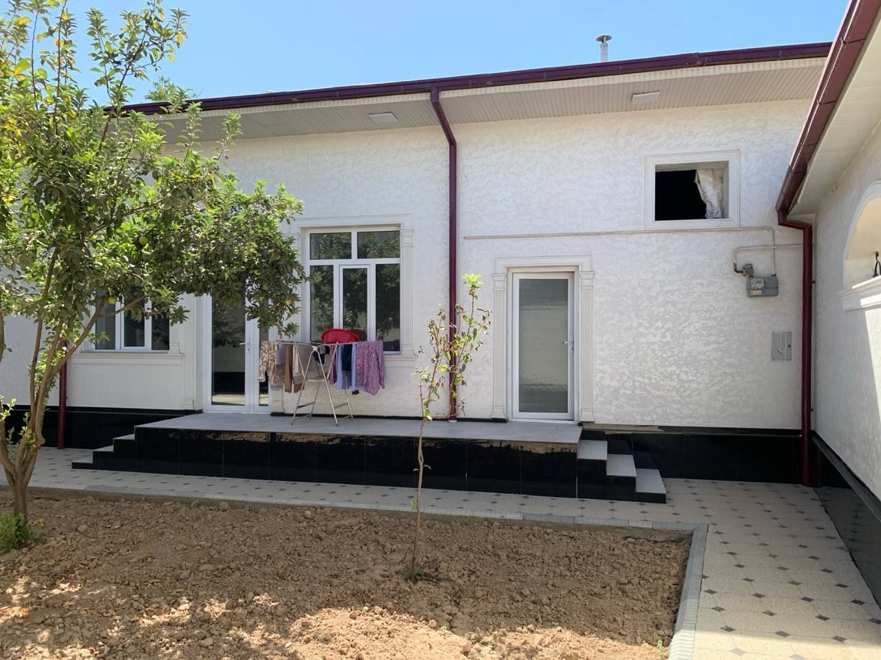 Срочно продаётся дом участок