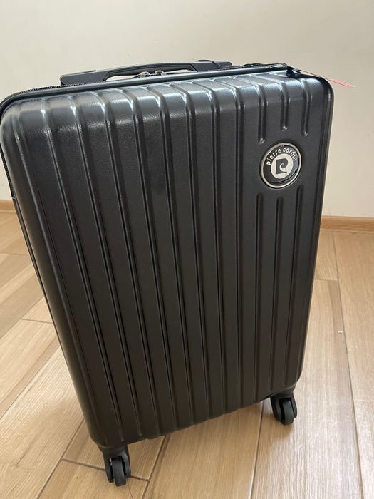 Куфар Pierre Cardin