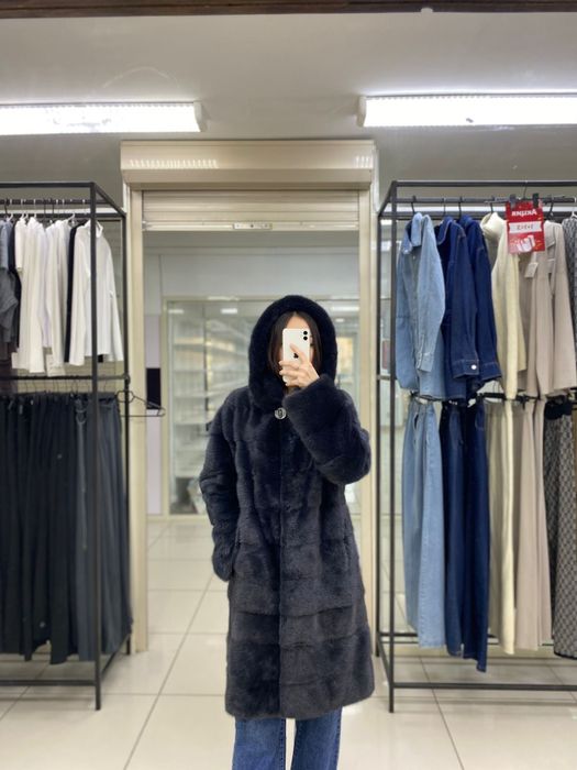 Продам норковую шубу