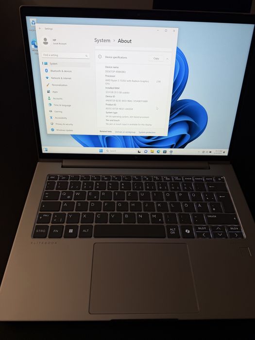 Laptop HP Elitebook G11 645 , AMD Ryzen 5 7535 , 32 GB, ssd 512, Radeo