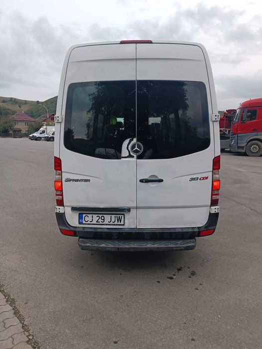 Vând Mercedes Sprinter Bus 9 locuri, 313 cei, 2011 8500 euro fix.