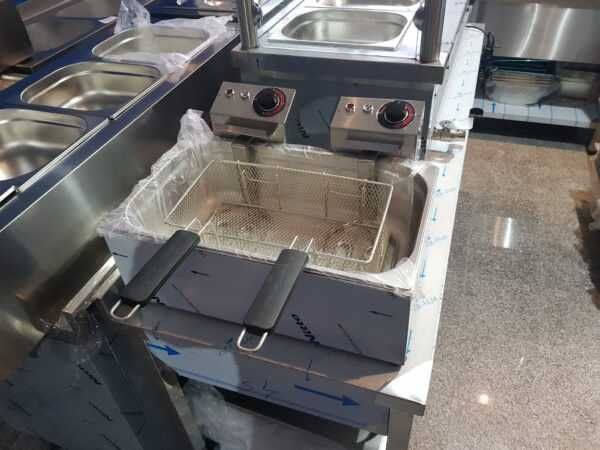 Friteuza electrica de banc cu 1 cuva 14 litri, 220V