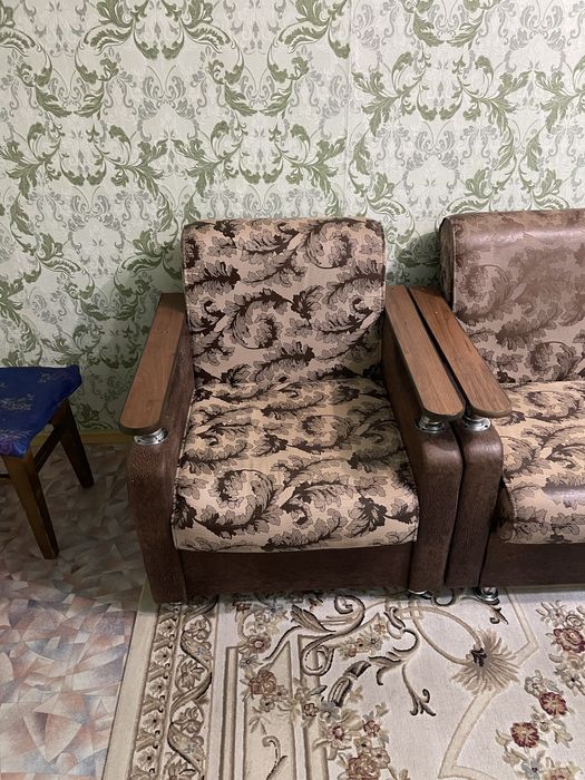 Диван и 2 кресла