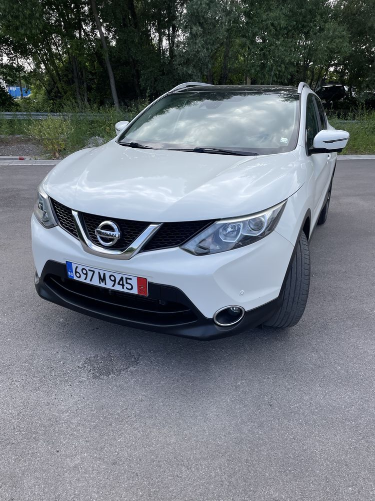 Nissan Qashqai 1.2T 108000км.автоматик, навигация, кожен салон